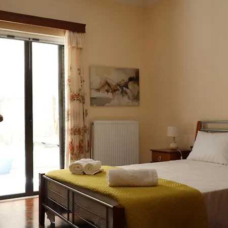 Helena * Argostoli (Kefalonia)