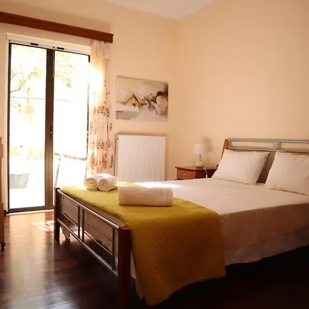 Helena * Argostoli (Kefalonia)